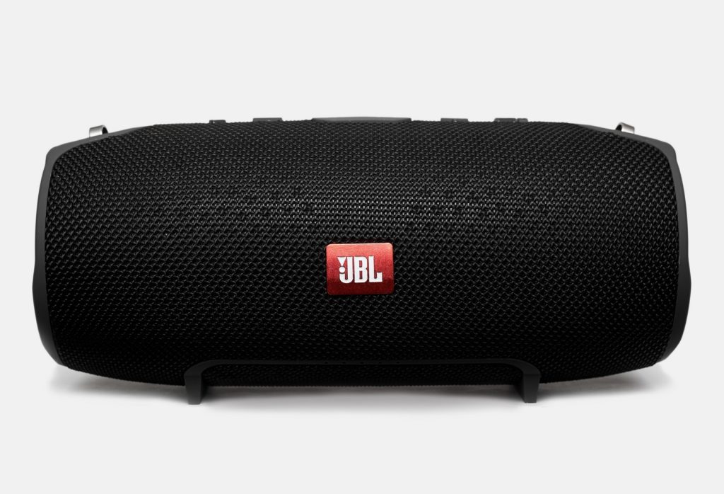 портативная колонка JBL