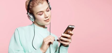 как скачать музыку на iPhone