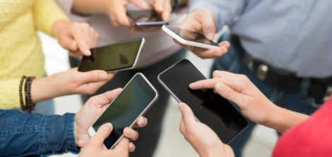 продажи смартфонов