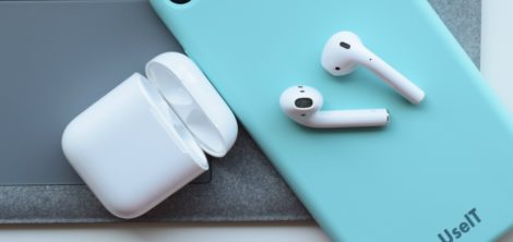 AirPods