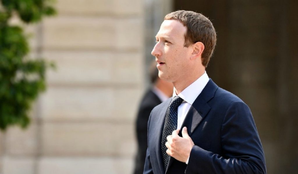 скандалы Facebook