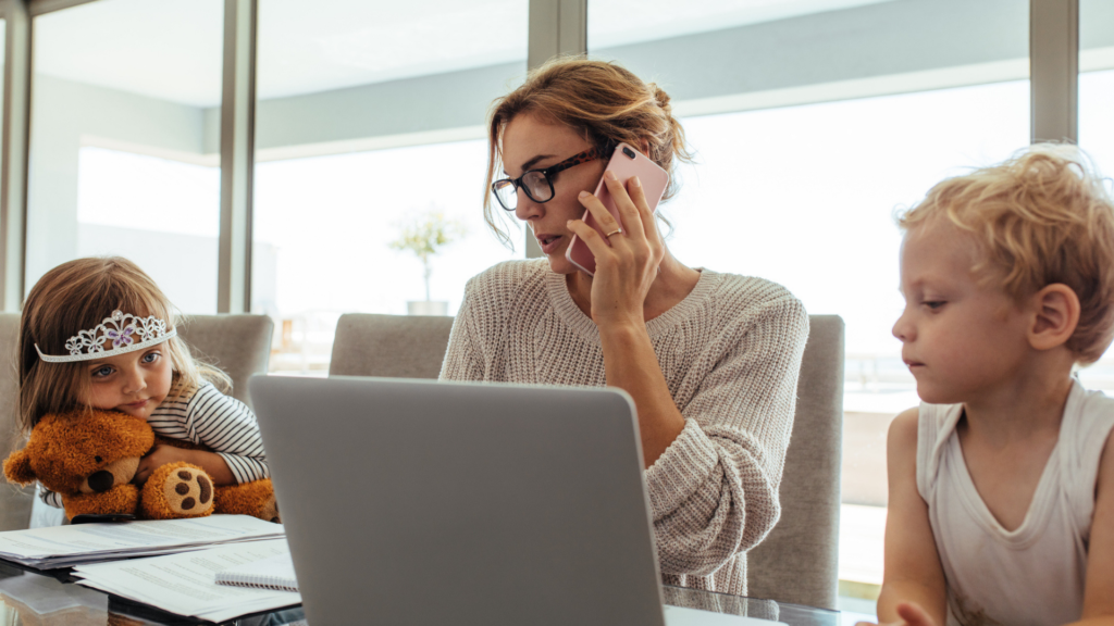 работающая мама