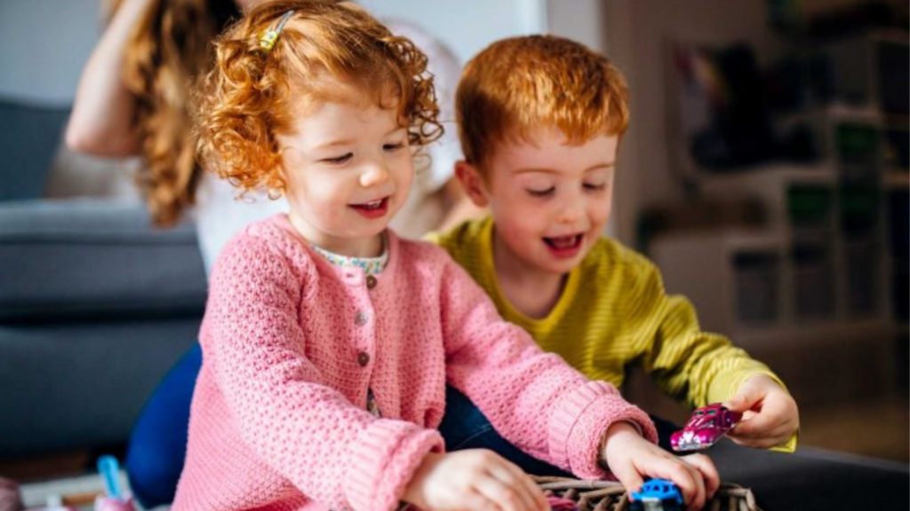 как играть с ребенком