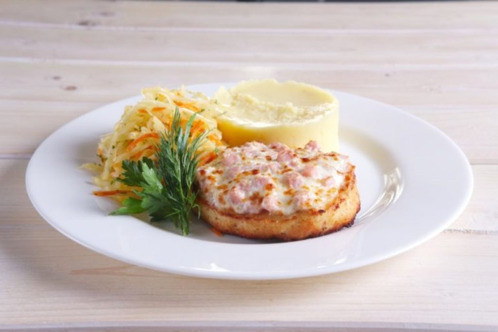 Как приготовить вкусные блюда из недорогой рыбы 
